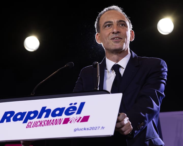 French Center-Left Faces Crucial Fight to Stop Far Right from Winning Presidency