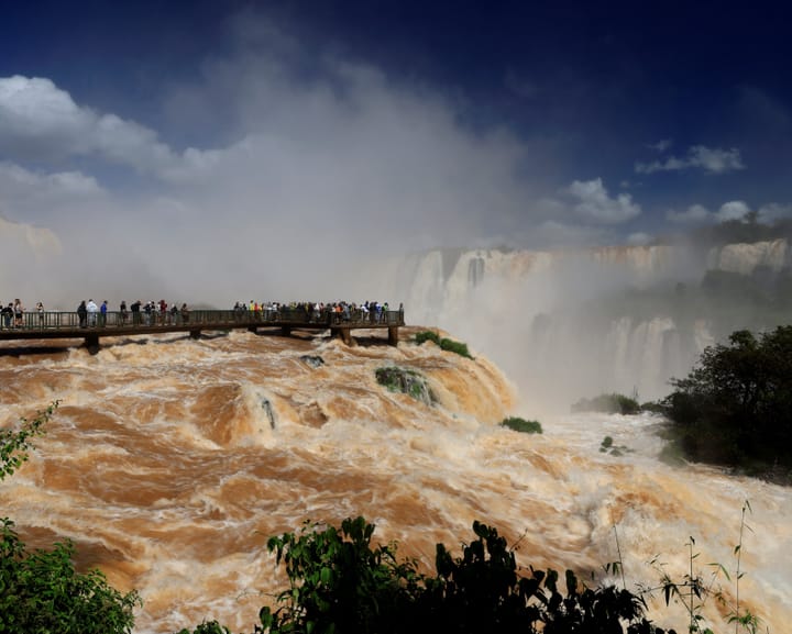 Argentina Closes Iguazu Falls Temporarily Due to El Niño-Induced Water Surge