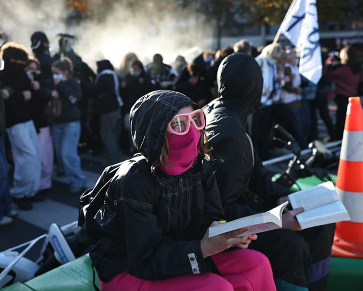 French Students Promise to Sustain Protests, Deeming Ministerial Promises Insufficient